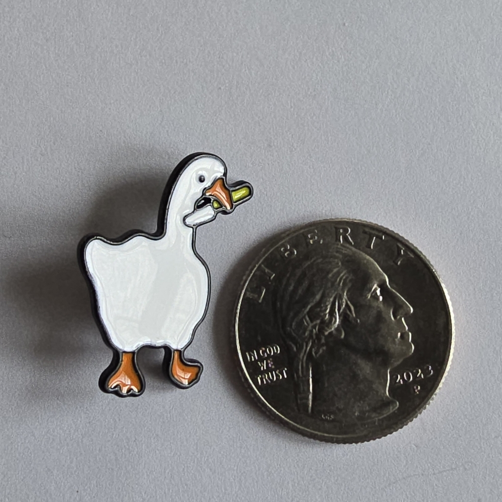 Goose with a knife pin enamel lapel brooch bird duck white black - Picture 8 of 9